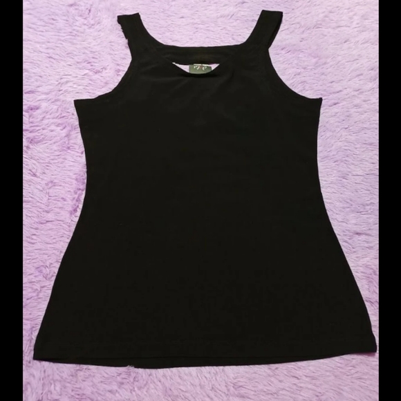 🆗Black & Gold Stud Trim Stretchy Top M - Picture 10 of 13